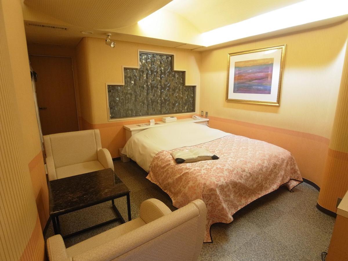 Hotel Mju-Adult Only Токио Экстерьер фото